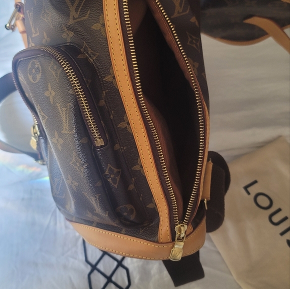 Louis Vuitton Bosphore Backpack - Picture 13 of 16